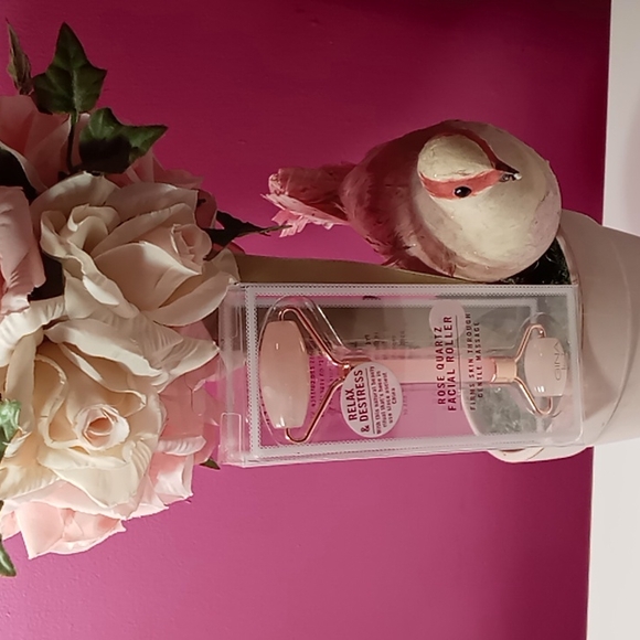 ROSE QUARTZ JADE ROLLER - Picture 7 of 10